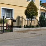 Dom-Bud Koronowo - ogrodzenie stalowe ozdobne kute